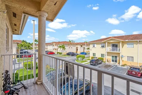 6962 NW 179th Street Hialeah FL 33015