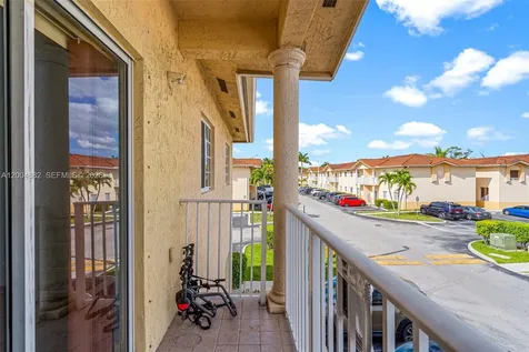 6962 NW 179th Street Hialeah FL 33015