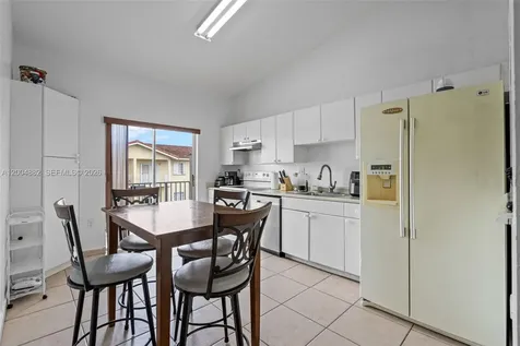 6962 NW 179th Street Hialeah FL 33015