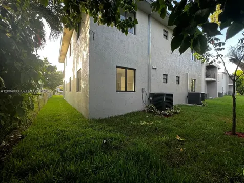 6980 NW 21st Avenue Miami FL 33147