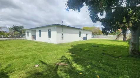 North Miami Beach FL 33162