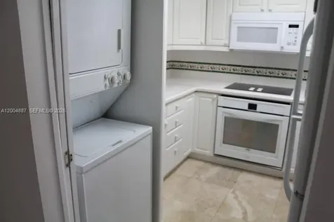 540 Brickell Key Drive Miami FL 33131