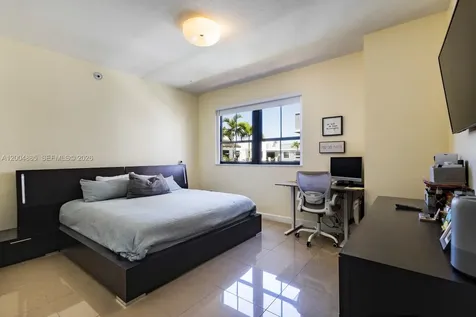 8390 SW 72nd Avenue Miami FL 33143