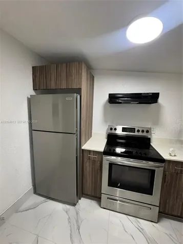 2796 SW 34th Court Miami FL 33133
