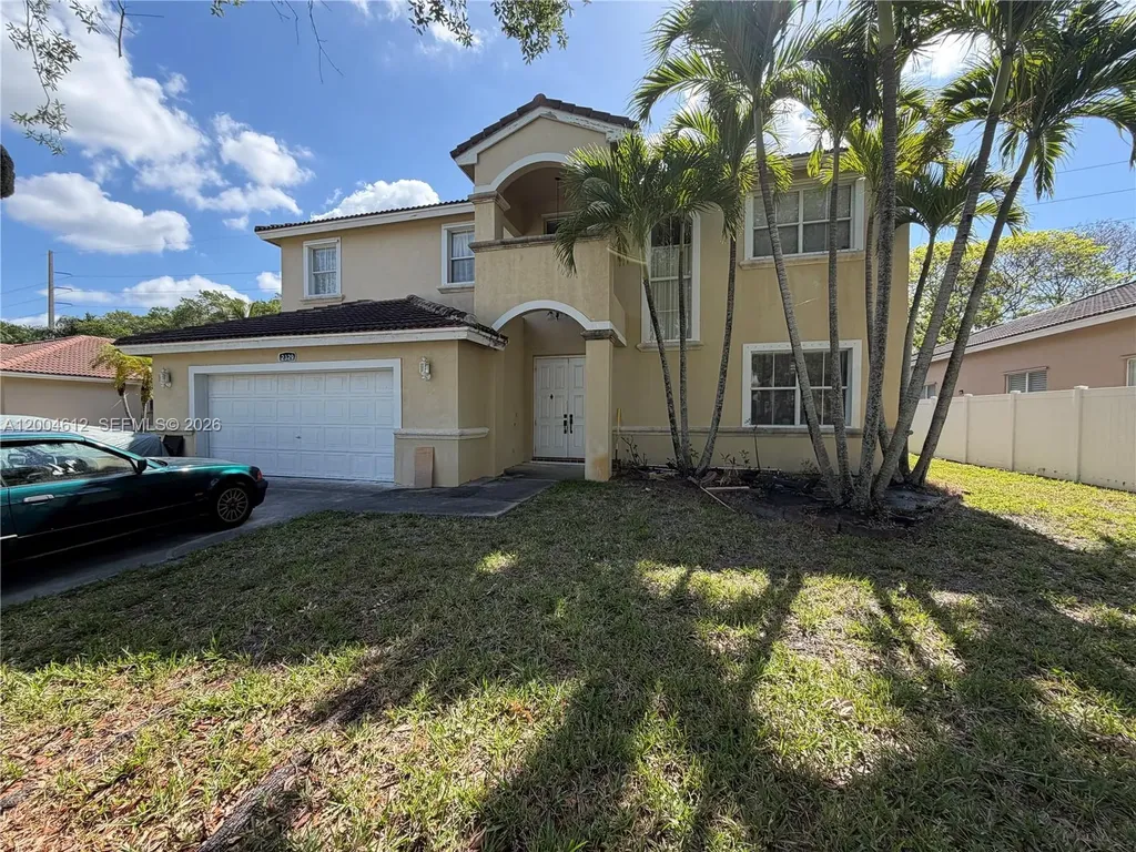 2329 NW 184th Terrace Pembroke Pines FL 33029