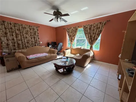 2329 NW 184th Terrace Pembroke Pines FL 33029
