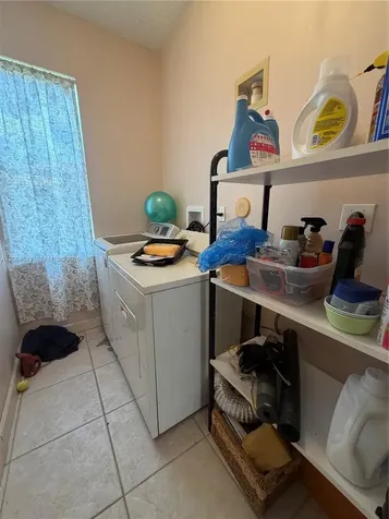 2329 NW 184th Terrace Pembroke Pines FL 33029