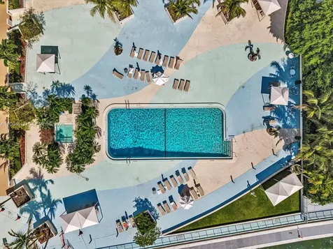 1200 West Avenue Miami Beach FL 33139