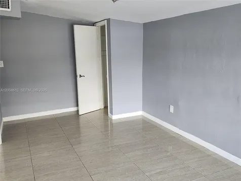 4100 SW 36th Street West Park FL 33023