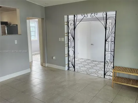 4100 SW 36th Street West Park FL 33023