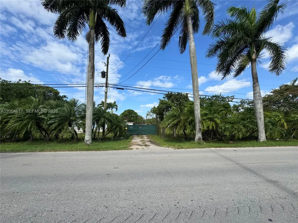 24000 SW 167th Avenue Homestead FL 33031