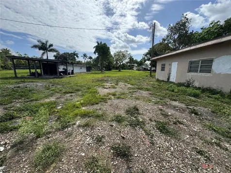 24000 SW 167th Avenue Homestead FL 33031