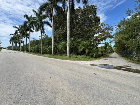 24000 SW 167th Avenue Homestead FL 33031