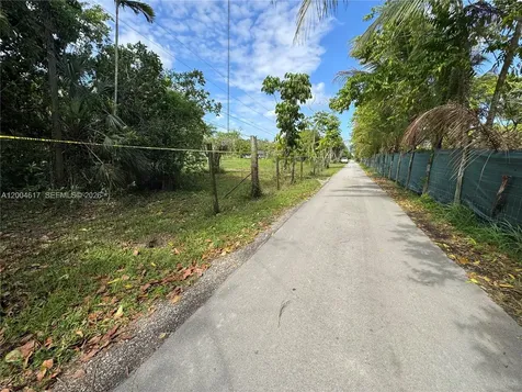 24000 SW 167th Avenue Homestead FL 33031