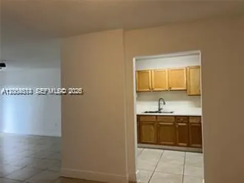 6950 W 6th Avenue Hialeah FL 33014