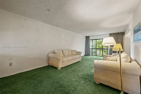 709 Curtiss Parkway Miami Springs FL 33166