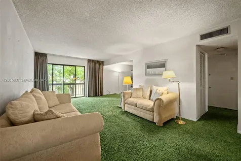 709 Curtiss Parkway Miami Springs FL 33166