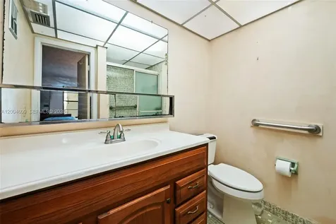 709 Curtiss Parkway Miami Springs FL 33166