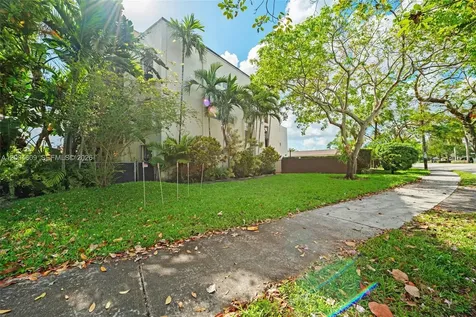 709 Curtiss Parkway Miami Springs FL 33166