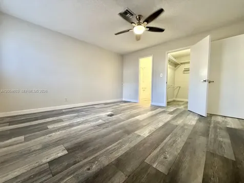 15 SE 13th Street Dania Beach FL 33004