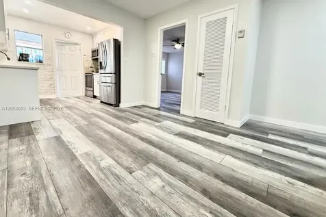 15 SE 13th Street Dania Beach FL 33004