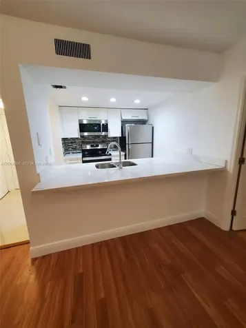 8100 Geneva Court Doral FL 33166