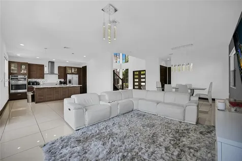 16065 SW 136th Terrace Miami FL 33196