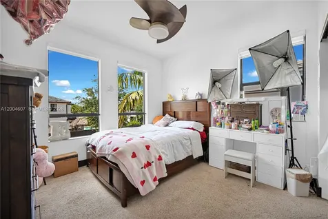 16065 SW 136th Terrace Miami FL 33196