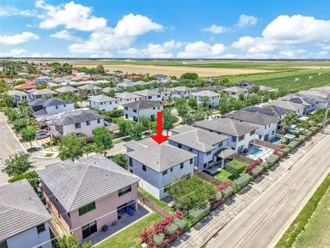 16065 SW 136th Terrace Miami FL 33196