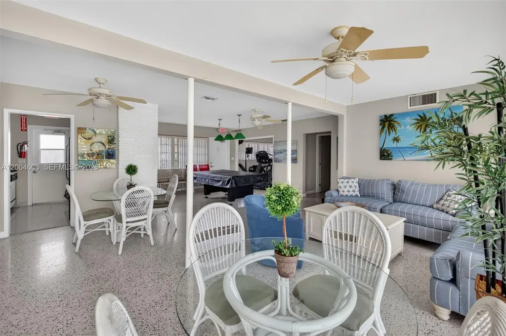 3210 SE 10th Street Pompano Beach FL 33062