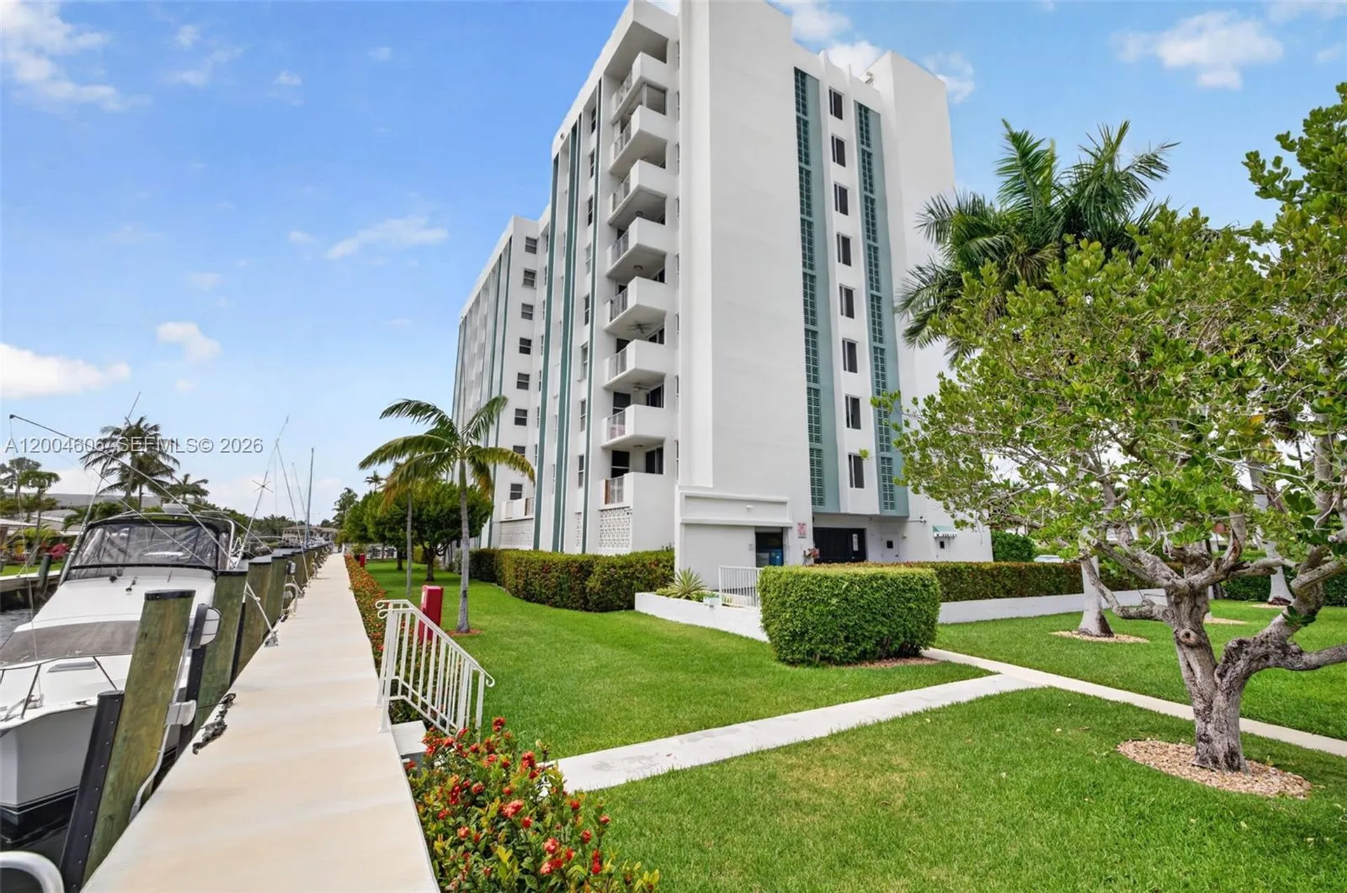 3210 SE 10th Street Pompano Beach FL 33062