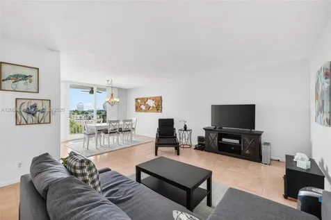 3210 SE 10th Street Pompano Beach FL 33062