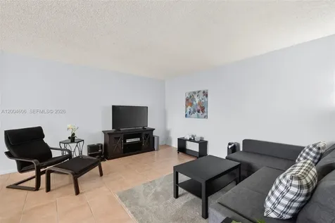 3210 SE 10th Street Pompano Beach FL 33062