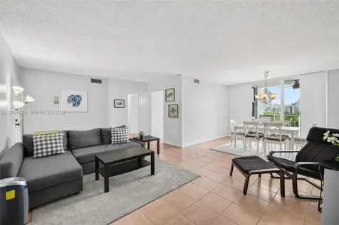 3210 SE 10th Street Pompano Beach FL 33062