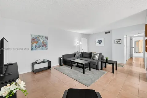 3210 SE 10th Street Pompano Beach FL 33062