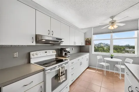 3210 SE 10th Street Pompano Beach FL 33062