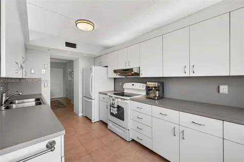 3210 SE 10th Street Pompano Beach FL 33062