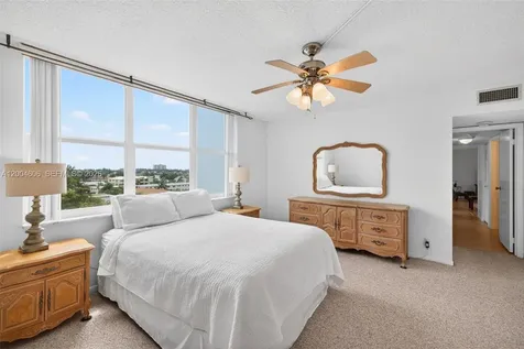 3210 SE 10th Street Pompano Beach FL 33062