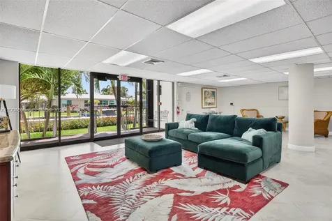 3210 SE 10th Street Pompano Beach FL 33062