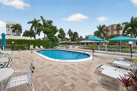 3210 SE 10th Street Pompano Beach FL 33062