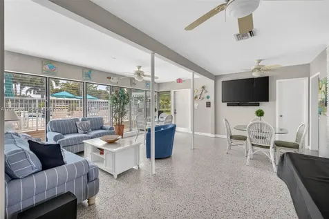 3210 SE 10th Street Pompano Beach FL 33062