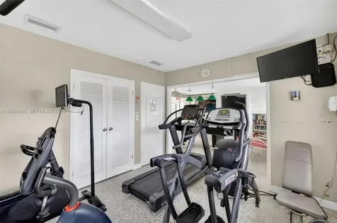 3210 SE 10th Street Pompano Beach FL 33062