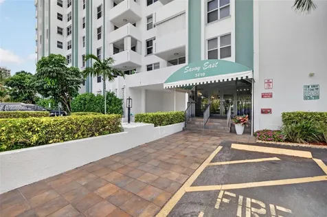3210 SE 10th Street Pompano Beach FL 33062