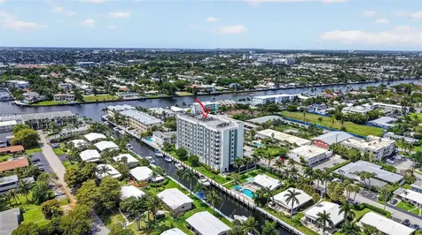 3210 SE 10th Street Pompano Beach FL 33062