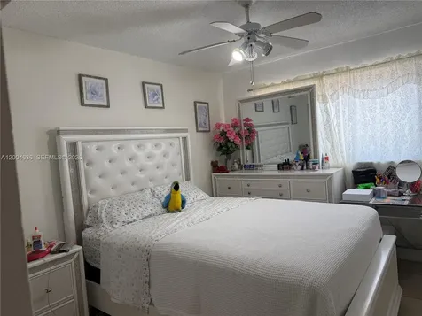 6950 W 6th Avenue Hialeah FL 33014