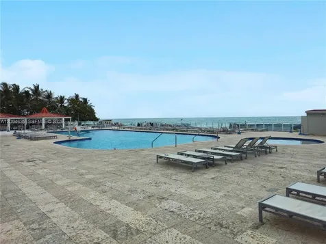 19201 Collins Avenue Sunny Isles Beach FL 33160