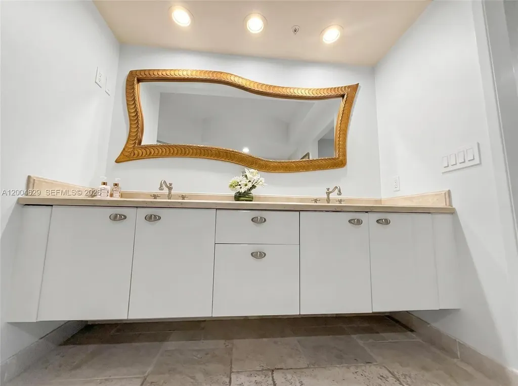 333 Las Olas Way Fort Lauderdale FL 33301