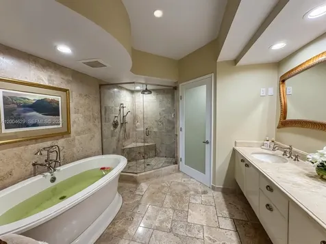 333 Las Olas Way Fort Lauderdale FL 33301
