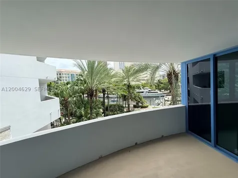 333 Las Olas Way Fort Lauderdale FL 33301