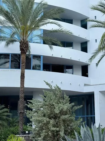 333 Las Olas Way Fort Lauderdale FL 33301
